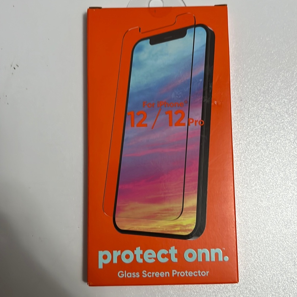 NWT Onn. Glass Screen Protector for iPhone 12 / 12 Pro